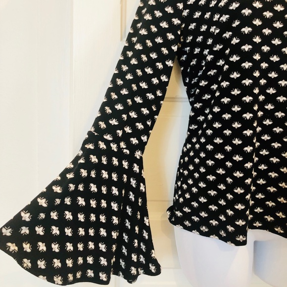 Adrianna Papell Printed Knit Bell Sleeve Top - Picture 5 of 7